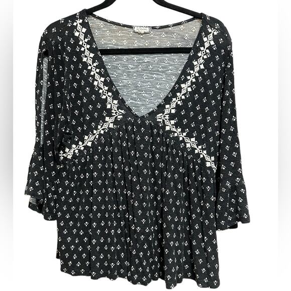 Eyeshadow Prairie Print Black and White Embroidered Tunic Blouse Size Large - Picture 1 of 3